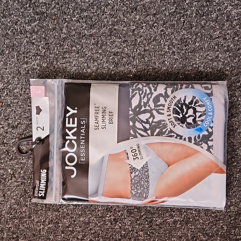 Jockey essential, L, black and gray color.